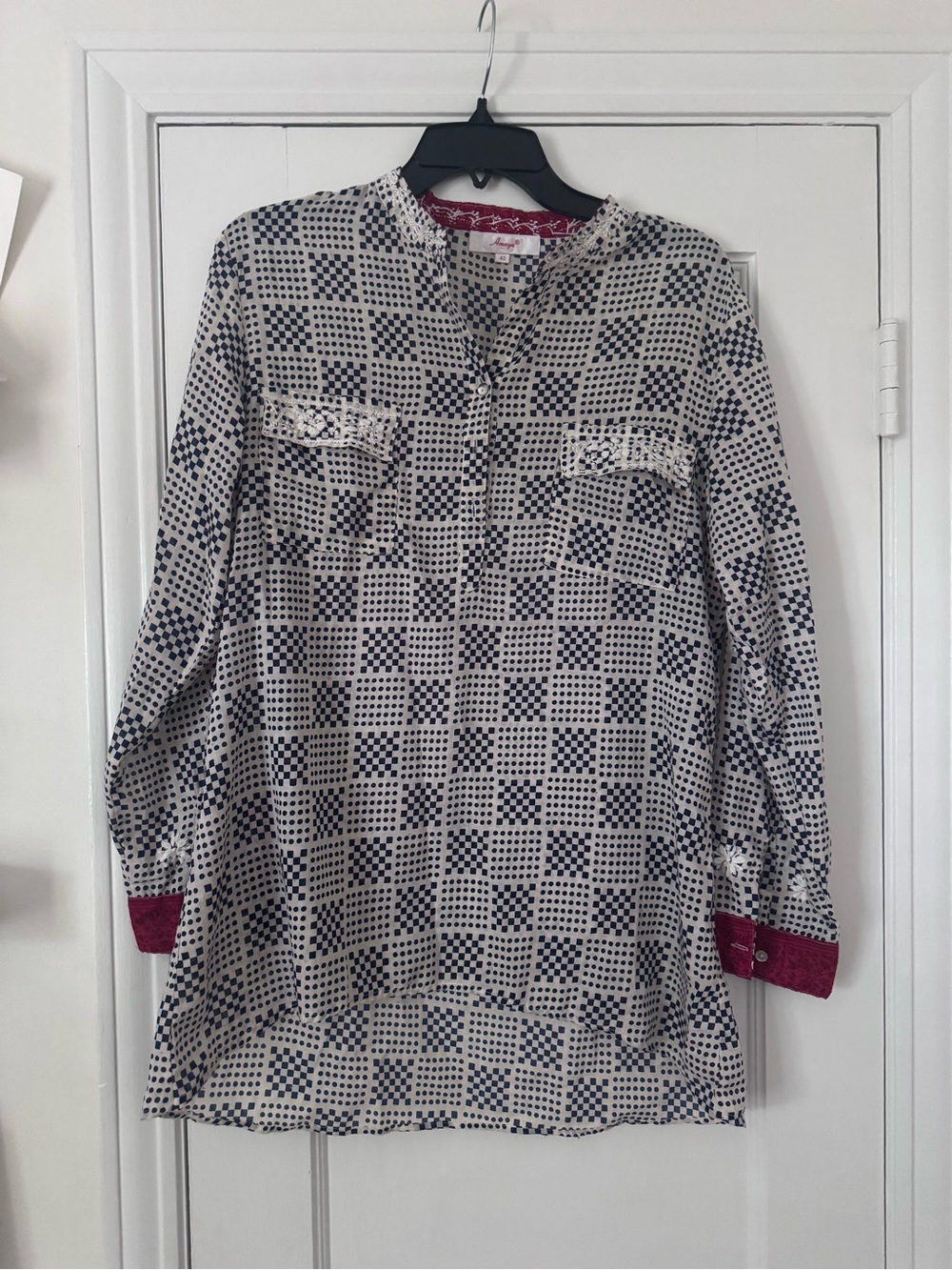 Amaya Navy and White Geometric Long Sleeve Tunic with Maroon Cuffs Size L